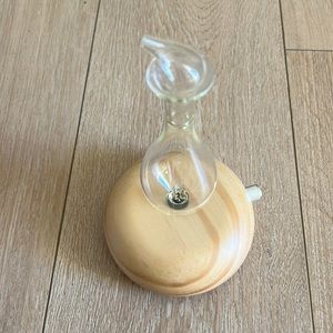 Aromis nebulizing aromatherapy diffuser